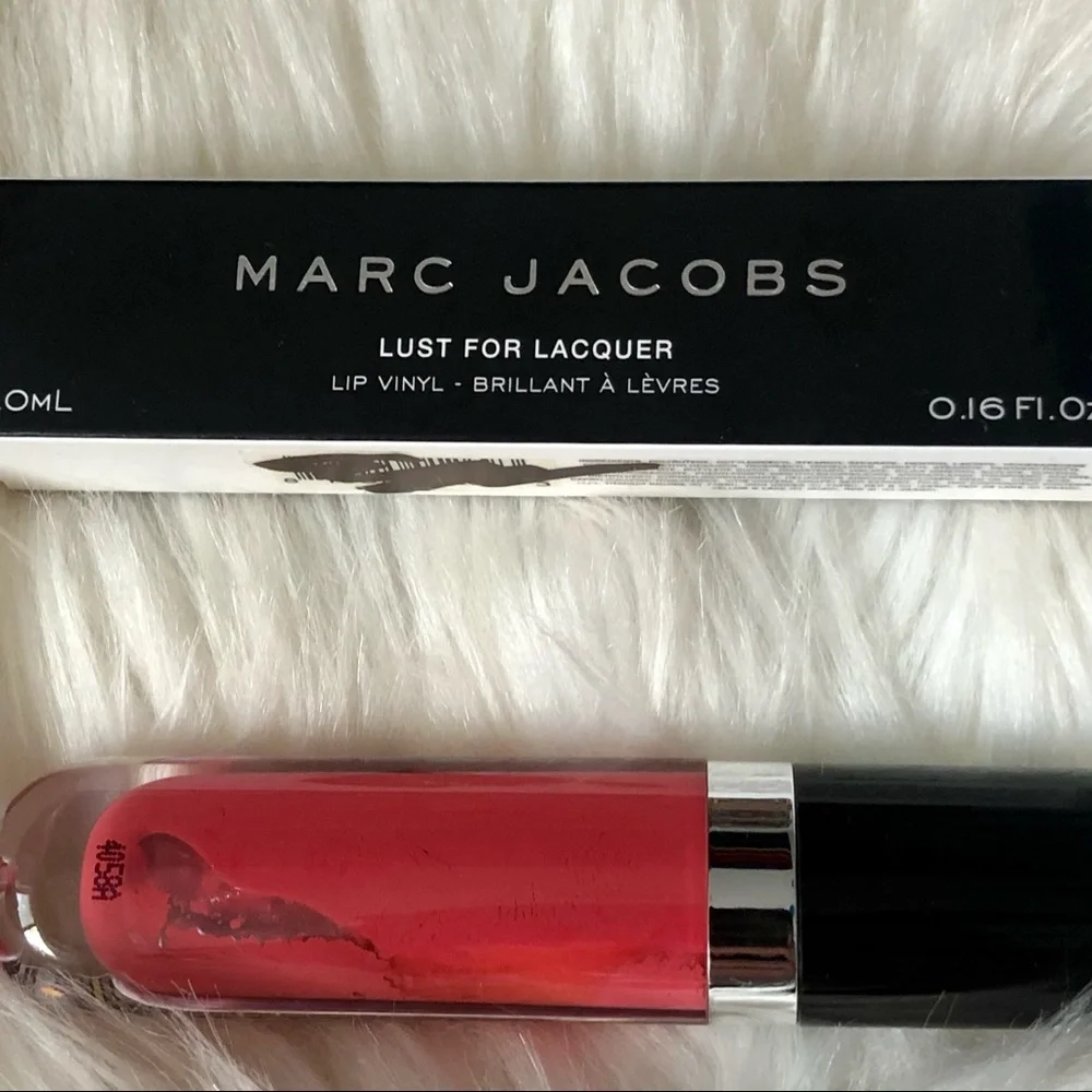 Marc Jacobs Lip Vinyl Gloss  | Shade: 202 Paint It